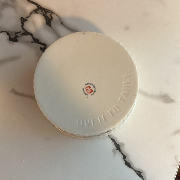 Vintage Holiday Holly Collection Small Casserole Dish by RB Made in Japan - Picture 5 of 9